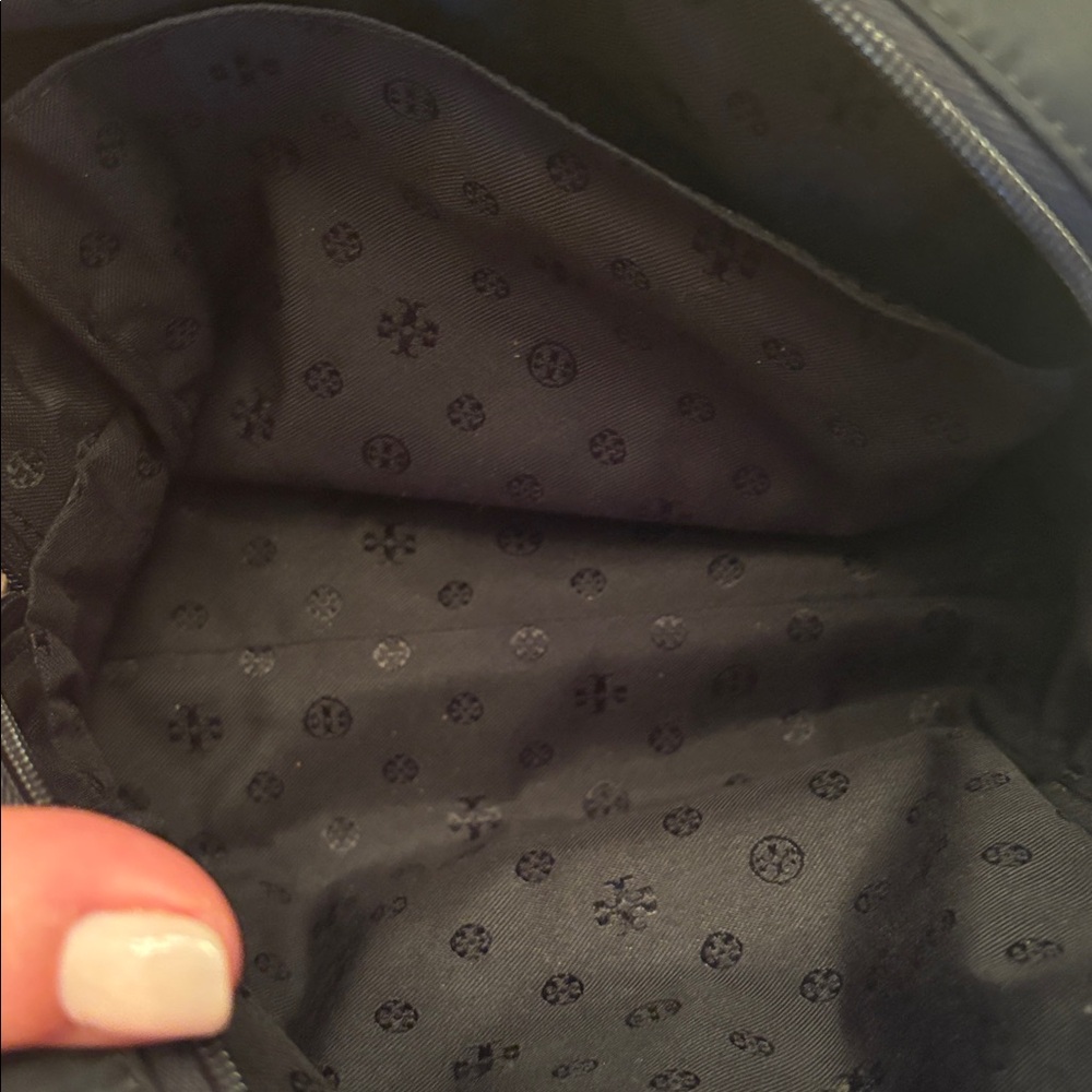 Tory Burch Black Women's Toiletry/Cosmetic Bag - Picture 6 of 7